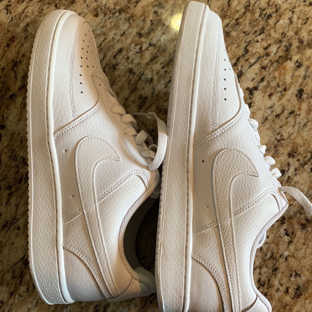 Brand new Nike court women - Picture 11 of 13